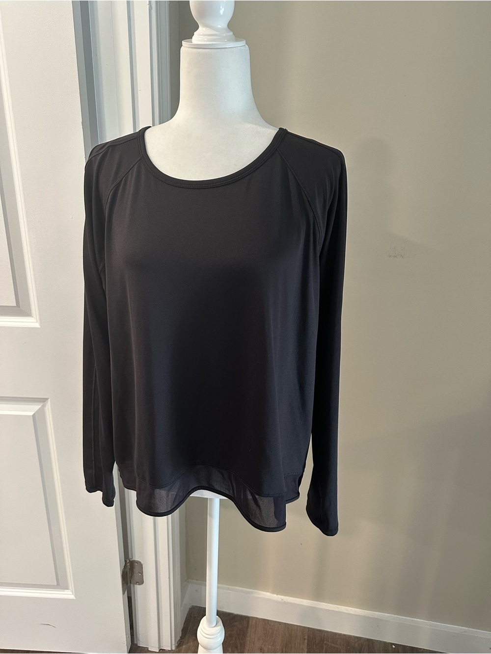 Fila Black Long-Sleeve Scoop Neck Top